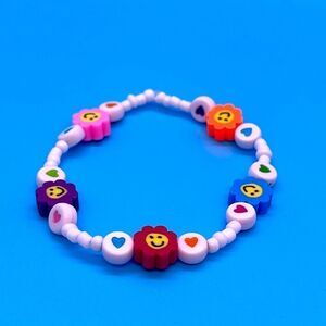 NWT Y2K Bracelets <3 :) Stretchy Beaded Bracelet